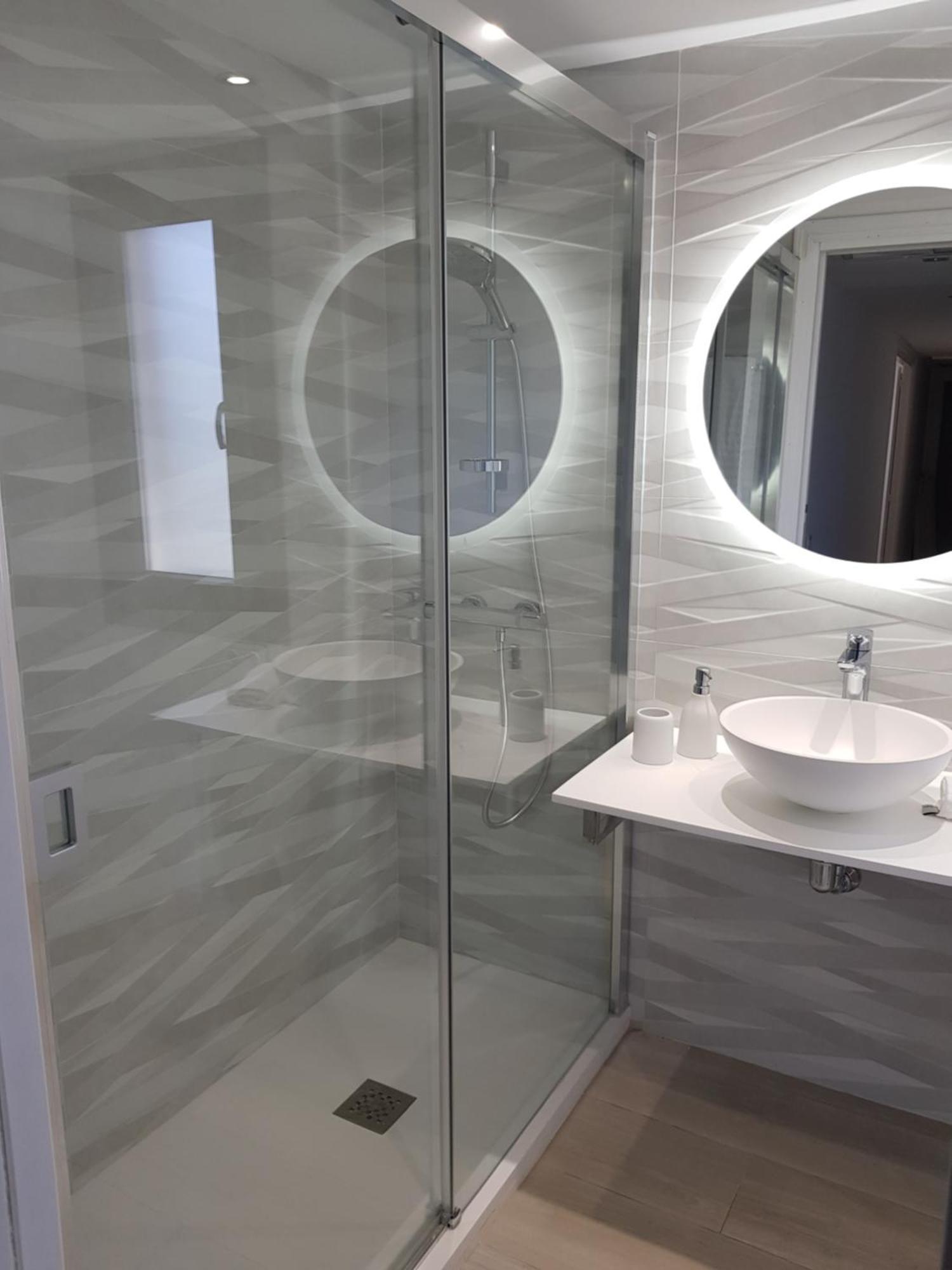Polo Apartments 4B 마르베야 객실 사진
